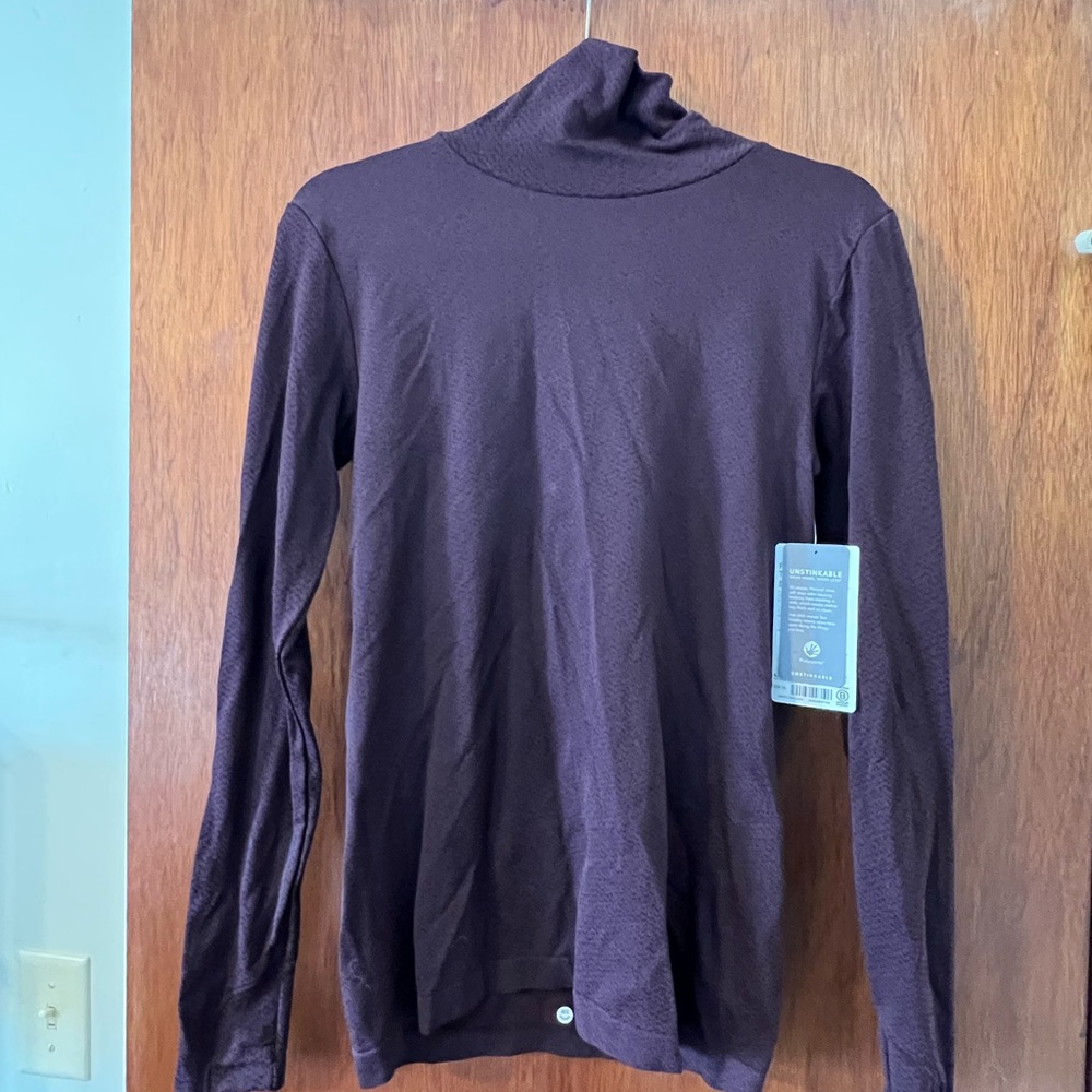 NWT Athleta Flurry Peak Turtleneck - Large